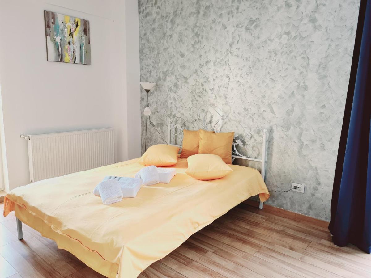 Ultracentral 5* Boutique Hotel Style Apartment. Brand New. 2 Rooms. Spacious. Free Parking Kluż-Napoka Zewnętrze zdjęcie